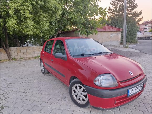 Sahibinden Renault Clio 1.6 RTE 2000 Model  217.500 km Kırmızı
