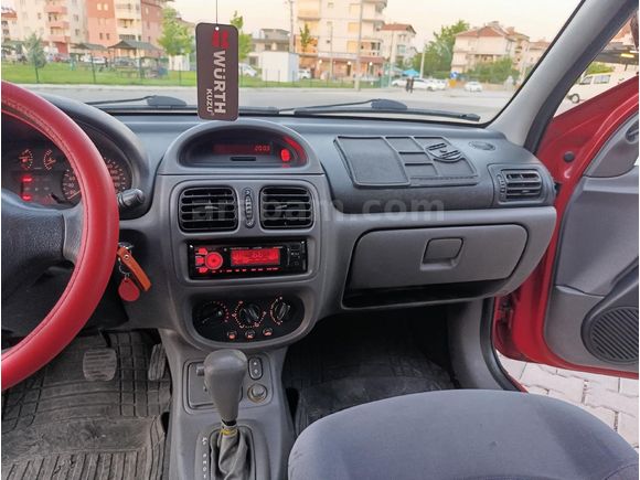 Sahibinden Renault Clio 1.6 RTE 2000 Model  217.500 km Kırmızı