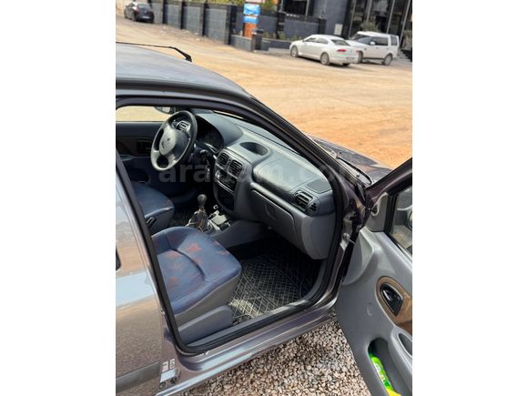 Sahibinden Renault Clio 1.4 RNA 2001 Model