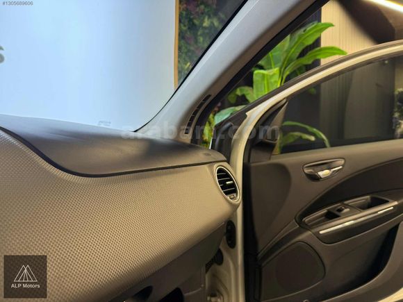 2011 BRAVO 1.6 MULTİJET DYNAMİC PLUS DUALOGİC SUNROOF+CAM TAVAN