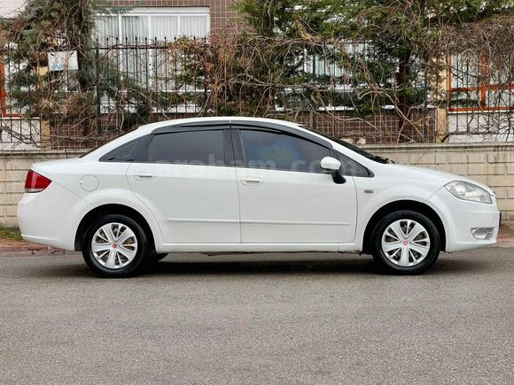 CENGAVER'DEN 2011 FİAT LİNEA 1.3 M.JET ACTİV PLUS ABS KLİMA 90HP