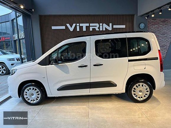 %20 FATURALI HATASIZ BOYASIZ 2025 OPEL COMBO 1.5D MANUEL