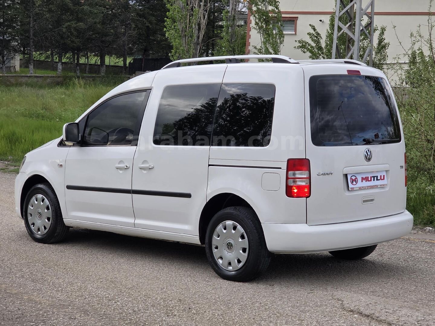 Galeriden Volkswagen Caddy 1.6 TDI Trendline 2013 Model Ankara 179.000 km Beyaz 6