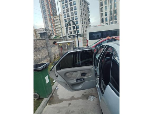 Sahibinden Renault Laguna 1.8 RXE 2000 Model