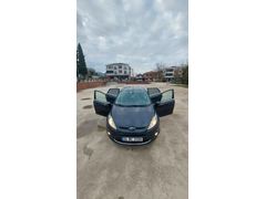 Değişensiz Sahibinden Ford Fiesta 1.4 Titanium 2011 Model  254.000 km Gri (titanyum)
