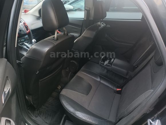 Sahibinden Ford Focus 1.6 SCTi Titanium 2011 Model