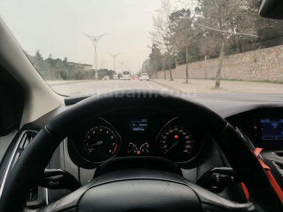 Sahibinden Ford Focus 1.6 SCTi Titanium 2011 Model