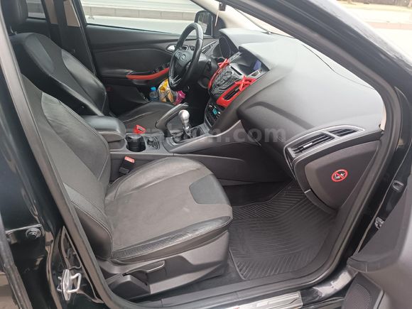 Sahibinden Ford Focus 1.6 SCTi Titanium 2011 Model