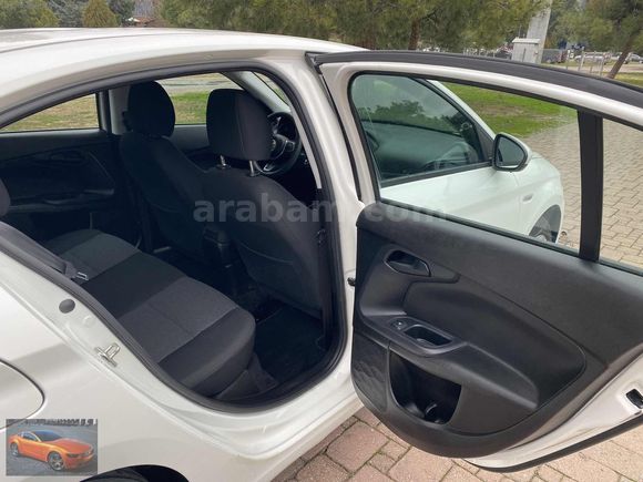 2024 ÇIKIŞLI 1.6 EASY OTOMATİK