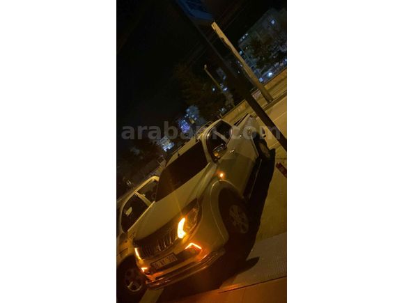 Sahibinden Mitsubishi L 200 4x2 Storm 2016 Model 