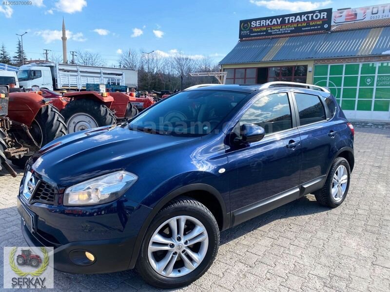 NİSSAN QASHQAİ 1.6TEKNA PACK CAM TAVAN OTOMATİK HATASIZ 132.KM