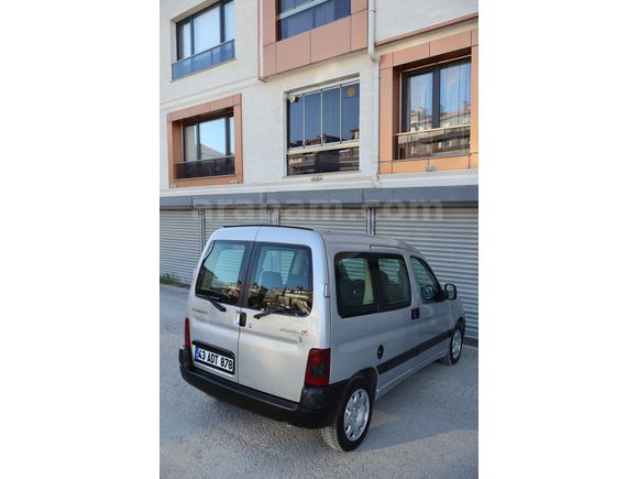 Sahibinden Peugeot Partner 1.9 D 2004 Model 