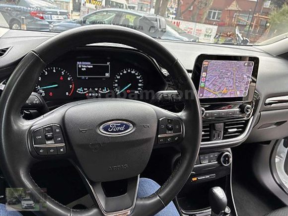 TEMİZ BAKIMLI KREDİ KARTI TAKSİT İMKANI kdv li FORD PUMA
