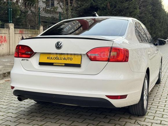 VW JETTA 1.2 TSI TRENDLINE EMSALSİZ TEMİZLİKTE