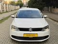 VW JETTA 1.2 TSI TRENDLINE EMSALSİZ TEMİZLİKTE