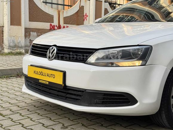VW JETTA 1.2 TSI TRENDLINE EMSALSİZ TEMİZLİKTE