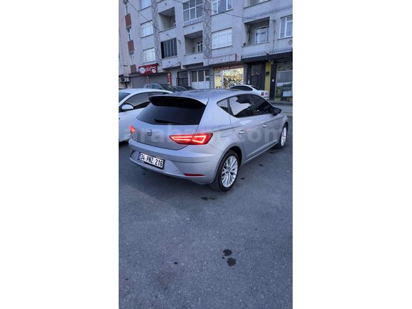 HATASİZ 65 BiN KM  1.6 DİZEL OTOMATİK