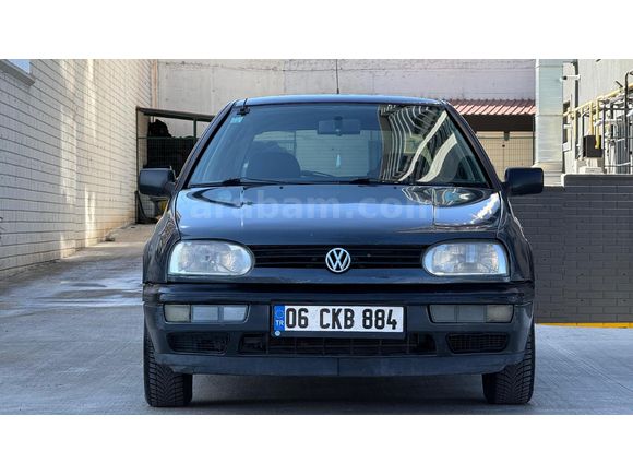 Otomatik Corolla/ Civic ile takas olur üste Nakit verilir.