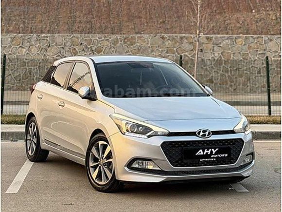 2014 MODEL HATASIZ BOYASIZ TRAMERSİZ LPG'Lİ İ20 STYLE