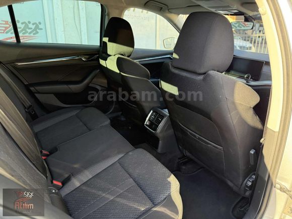 2021 Model 176 bin km'de servis bakımlı 1.5 e-Tec Premium 150HP