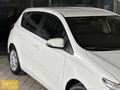 2013 AURİS BOYASIZ KAR BEYAZ BENZİN MANUEL 6 İLERİ