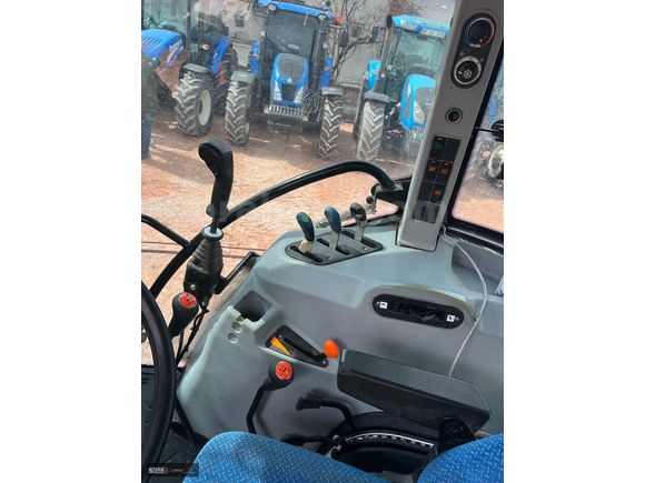 SİVAS TRAKTÖR FARKI İLE NEW HOLLAND TD100D BLUEMASTER