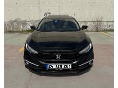 Galeriden Honda Civic 1.5 i-VTEC Executive Plus 2021 Model Ankara 168.000 km Siyah 182 Beygir güvenlik Paket servis bakımlı