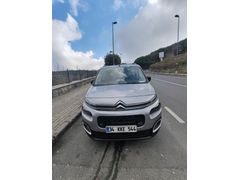 Sahibinden garantisi devam ediyor. Citroen Berlingo 1.5 BlueHDI Shine 2024 Model  21000 km Gri