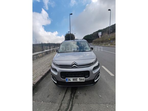 Sahibinden garantisi devam ediyor. Citroen Berlingo 1.5 BlueHDI Shine 2024 Model  21000 km Gri