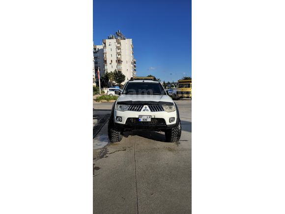 Sahibinden Mitsubishi L 200 4x4 Intense 2011 Model