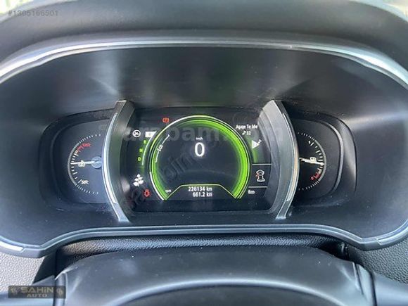 ŞAHİN AUTO 2018 MEGANE 1.5 DCİ İCON G.GÖRÜŞ A.GİRİŞ ÇIKIŞ FULL