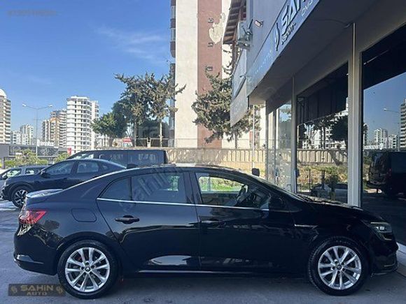 ŞAHİN AUTO 2018 MEGANE 1.5 DCİ İCON G.GÖRÜŞ A.GİRİŞ ÇIKIŞ FULL