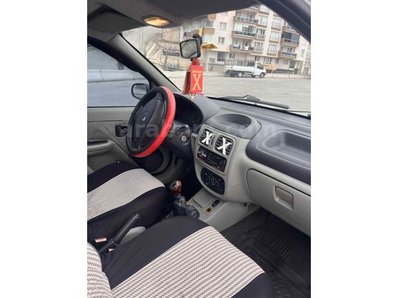 Sahibinden Renault Clio 1.5 dCi Authentique 2004 Model  298.000 km Gri