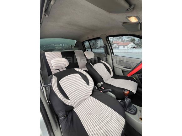 Sahibinden Renault Clio 1.5 dCi Authentique 2004 Model  298.000 km Gri