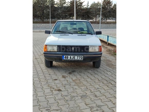 Sahibinden Renault R 9 1.4 Broadway GTE 1993 Model