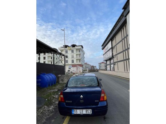 Sahibinden Renault Clio 1.4 RNA 2000 Model 