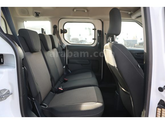 BÜYÜKSOYLU BEYSOY'DAN 2024 TOURNEO COURIER TREND 1.5 100 HP