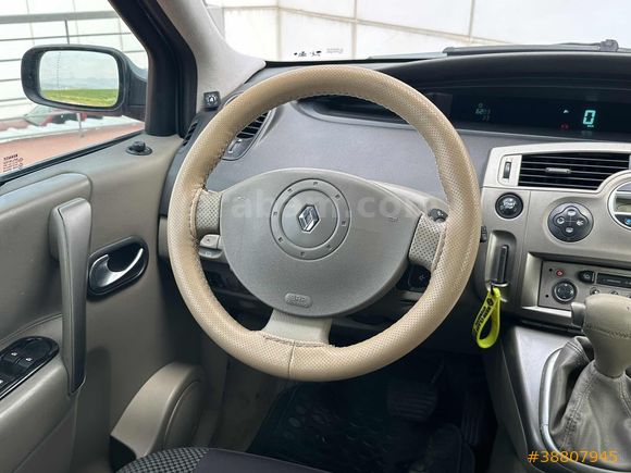 ENES MOTORS / RENAULT SCENİC OTOMATİK 162.000KM !!!