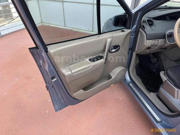 ENES MOTORS / RENAULT SCENİC OTOMATİK 162.000KM !!!