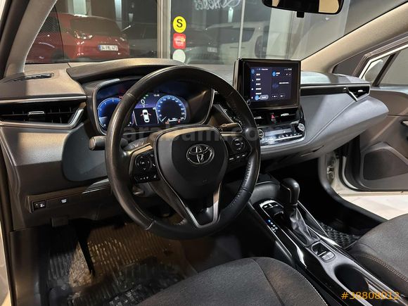 ENES MOTORS / 2023 TOYOTA COROLLA 1.5 DREAM MULTİDRİVE