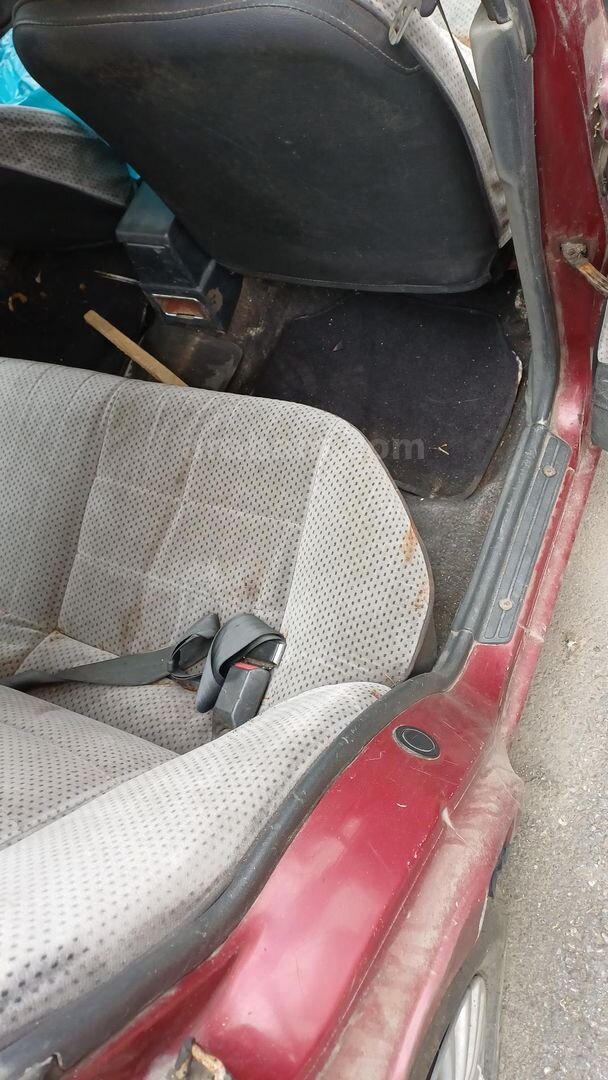Sahibinden Mitsubishi Lancer 1.5 GLX 1990 Model İstanbul 505.000 km Bordo 7