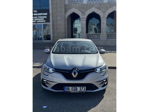 Sahibinden Renault Megane 1.3 TCe Touch 2023 Model 
