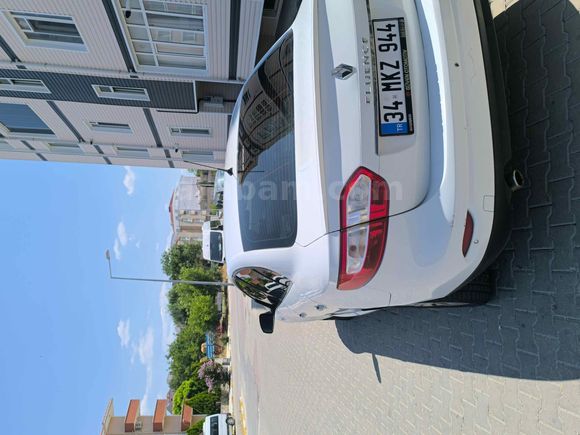 Sahibinden Renault Fluence 1.5 dCi Icon 2013 Model  400.000 km Beyaz