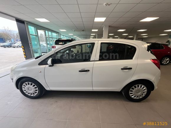 NOVAMER 2014 OPEL CORSA 1.3 CDTI ESSENTIA MANUEL
