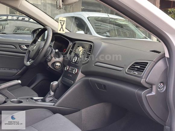 FERİTOĞLU-2022 MEGANE 1.3 TCE JOY COMFORT 76 BİNDE