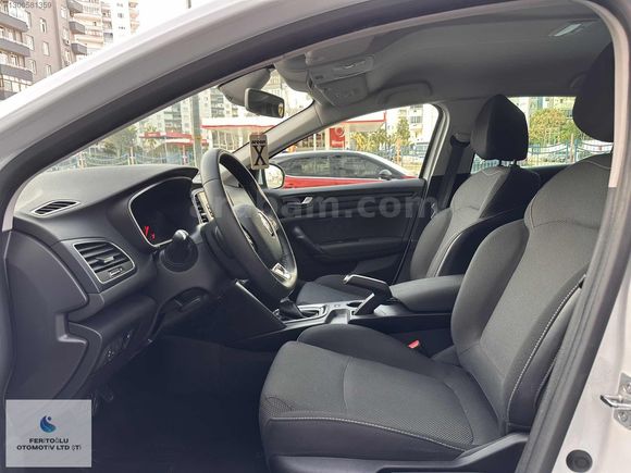 FERİTOĞLU-2022 MEGANE 1.3 TCE JOY COMFORT 76 BİNDE