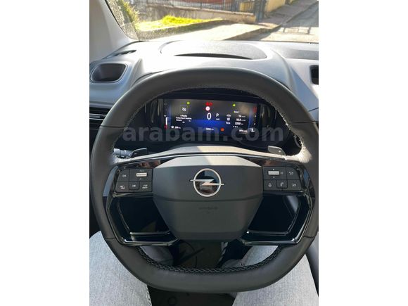 Sahibinden Opel Combo 1.5 CDTI Ultimate 2024 Model  15.000 km Beyaz