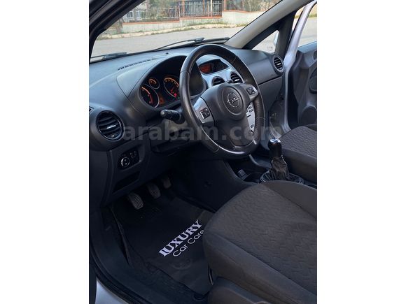 ERDOĞAN OTOMOTİV'DEN - HATASIZ-BOYASIZ - 1.3 CDTİ (DİZEL) - OPEL CORSA 