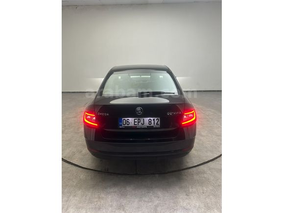 BMD OTOMOTİV 2018 - 183.000 KM STYLE DİZEL - OTOMATİK DOLU PAKET