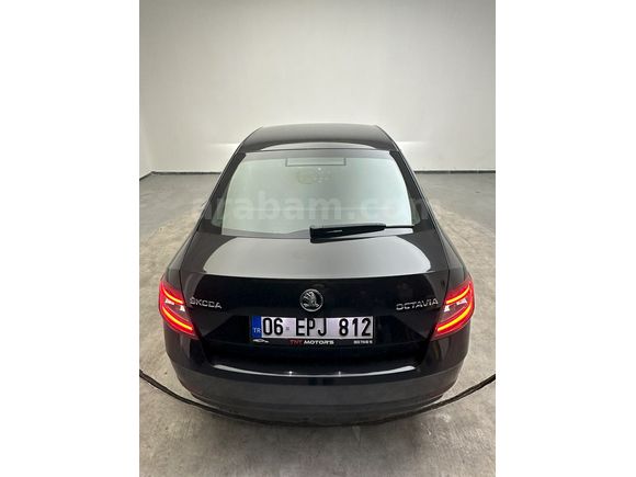 BMD OTOMOTİV 2018 - 183.000 KM STYLE DİZEL - OTOMATİK DOLU PAKET